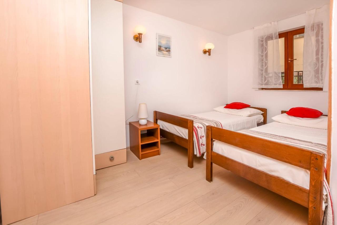 Apartments Viktor Рогозниця Екстер'єр фото
